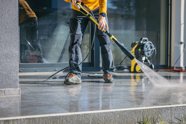 Best Patio and Deck Pressure Washing  in Chaska, MN